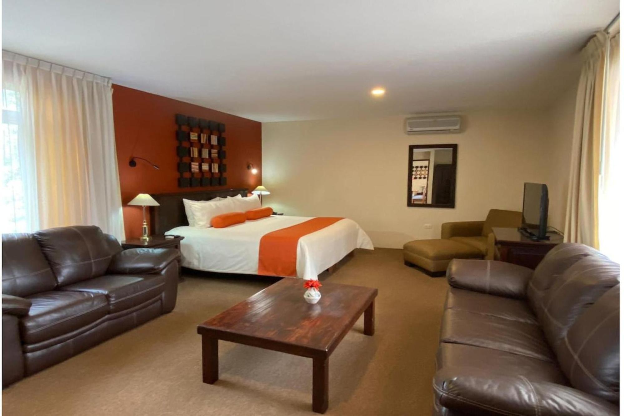 Capital O La Huerta Golf & Hotel Cholula Zewnętrze zdjęcie